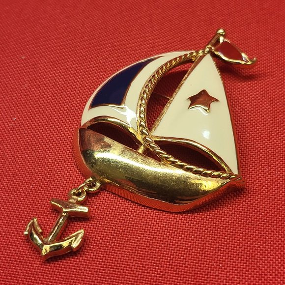 VTG Avon Sailboat Ship Boat Nautical Brooch Pin Enamel Red Blue Gold Tone - Picture 6 of 13